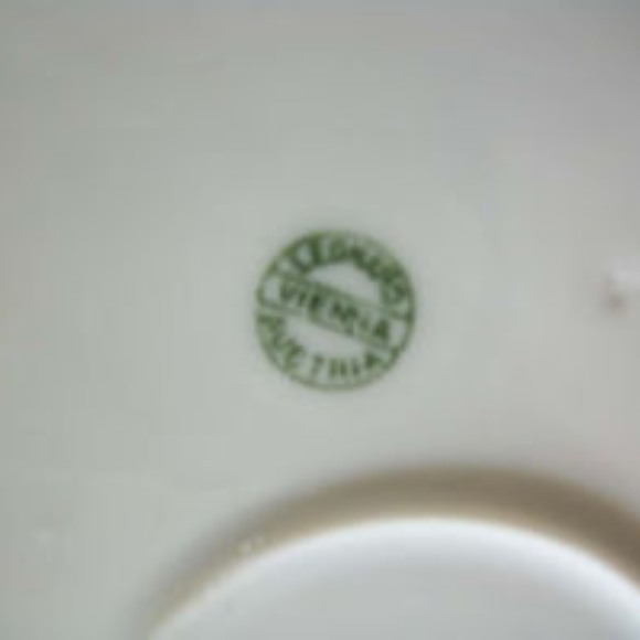 Antique Leonard Vienna Austria Scalloped Bowl - Picture 5 of 5